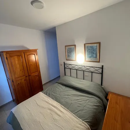 La Fajana Apartment *